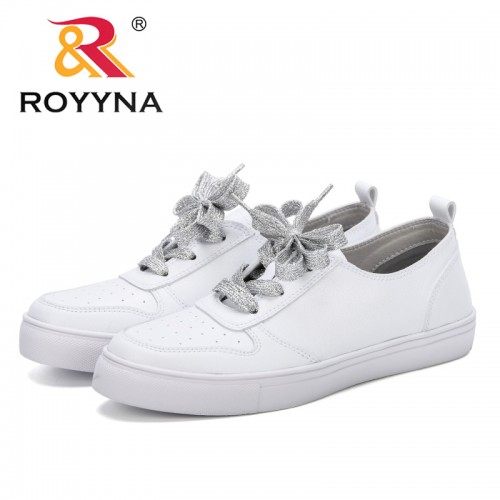 classic white sneakers womens
