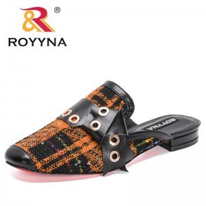 ROYYNA 2021 New Designers Classics Casual Slippers Canvas Ladies Fashion Flat Sandals Women Outdoor Comfy Slip On Shoes Feminimo