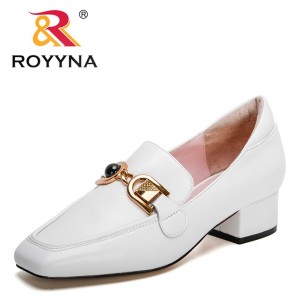 ROYYNA 2021 New Designers Genuine Leather Metal Decration Pumps Women High Quality Fashion Thick Heels Office Dress Shoes Ladies
