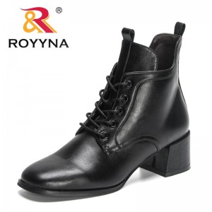 ROYYNA 2023 New Designers Popular Short Boots Women Lace Up Casual Flats Botas Ladies Black Winter Short Sneakers Zapatos Comfy