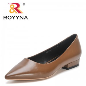 ROYYNA 2023 New Designers Dress Genuine Leather Pumps Nude Shallow Mouth Shoes Women Fashion Office Wedding Party Shoes Ladies