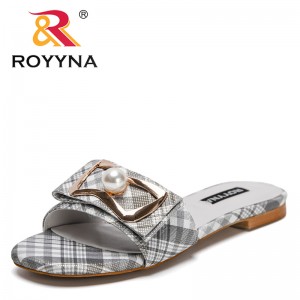 ROYYNA 2022 New Designers Classics Flat Slippers Round Head Woman Flip Flops Slingback Beach Sandals Ladies Half Drag Shoes